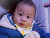 小孩吃瓜米的视频在线观看,小朋友的欢乐吃瓜时光